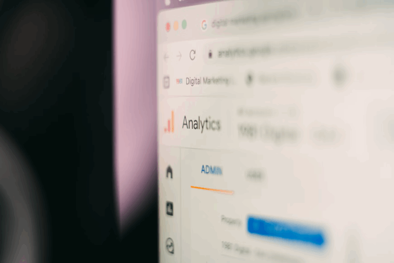 Czym jest Google Analytics 4 i jak z niego korzystać? Kompletny przewodnik po GA4